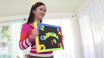 Em Á Đông Carmina Kai 19 Tuổi Dễ Thương Lần đầu Bị địt Bởi Cặc Khổng Lồ Góc Nhìn Người Tham Gia