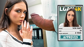 Trải Nghiệm Đầu Tiên Của Tôi Với Lỗ Hổng Văn Phòng Quyến Rũ